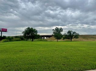 2 Lombardy Pl #21-23, Clinton, OK 73601