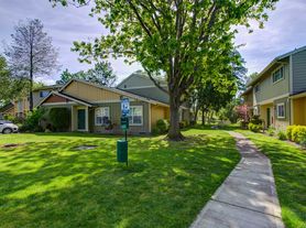 Commons at Timber Creek Apartments