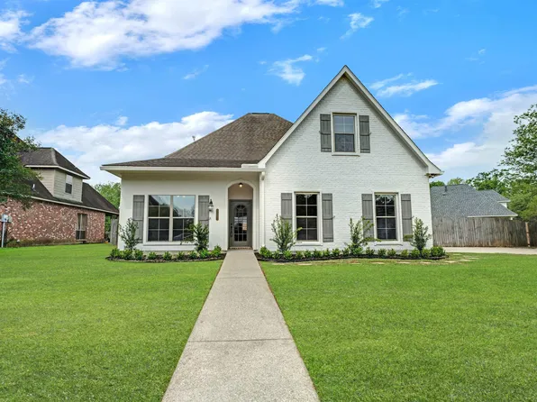 12051 Hollywood Park Dr, Geismar, LA 70734