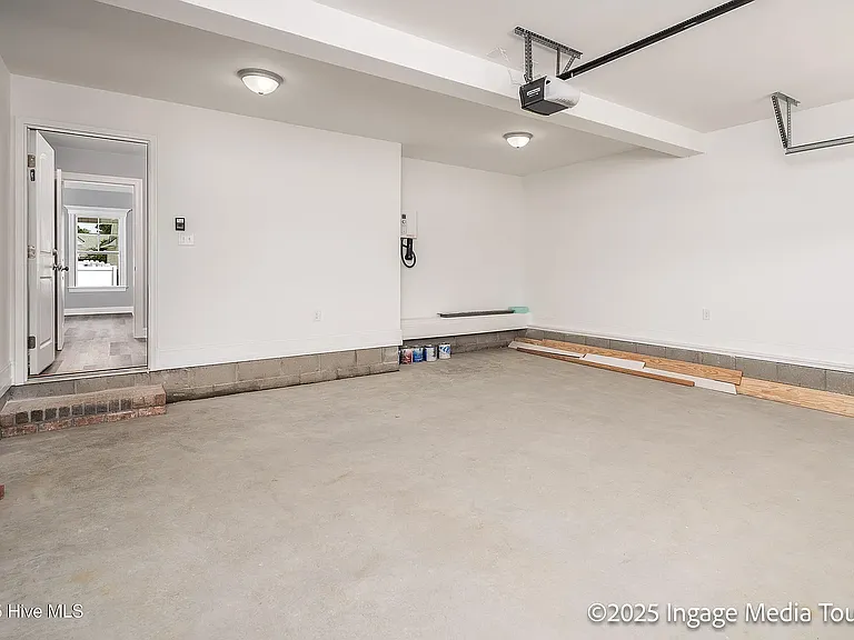 1200 Hunley Ct — Photo 18
