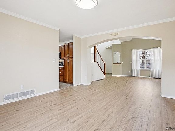 5th image of 13406 Clayton Street