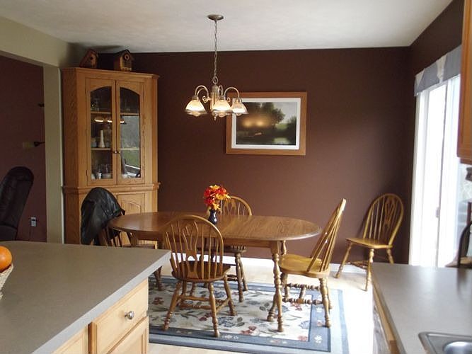 2nd image of 11152 Creekside Ct