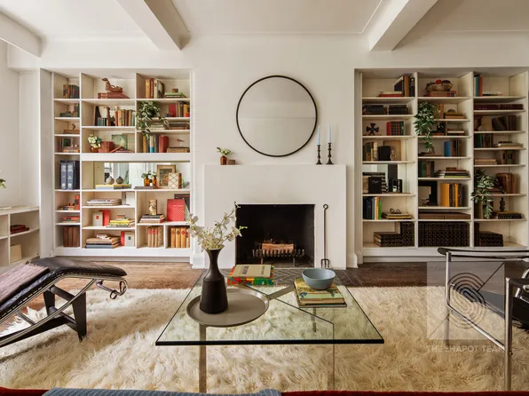 315 East 68th Street image 1 of 13