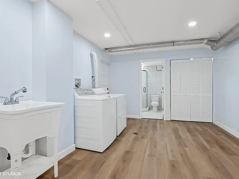 1001 Oakton St — Photo 26