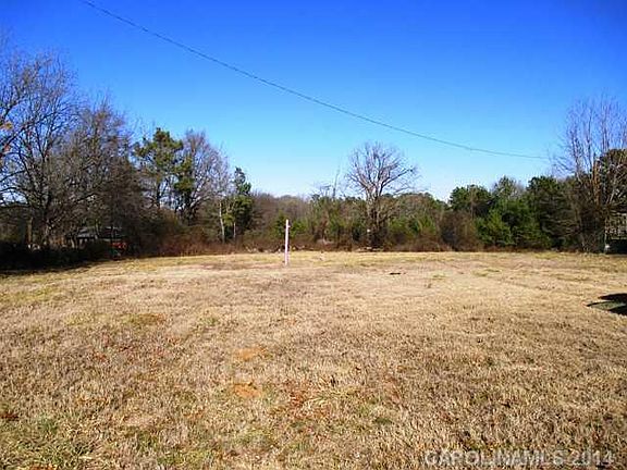 3rd image of 1782 York Hwy