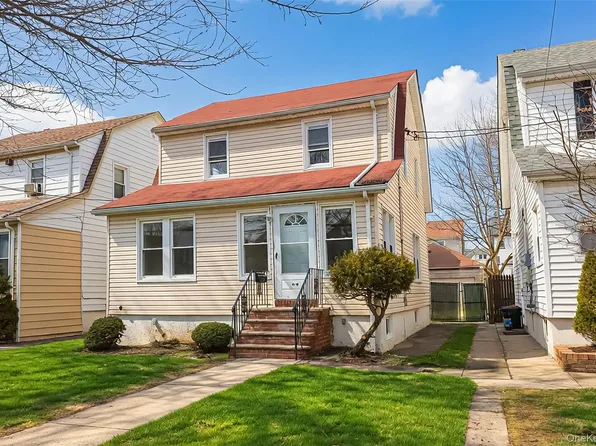 90-09 216th Street, Queens Village, NY 11428