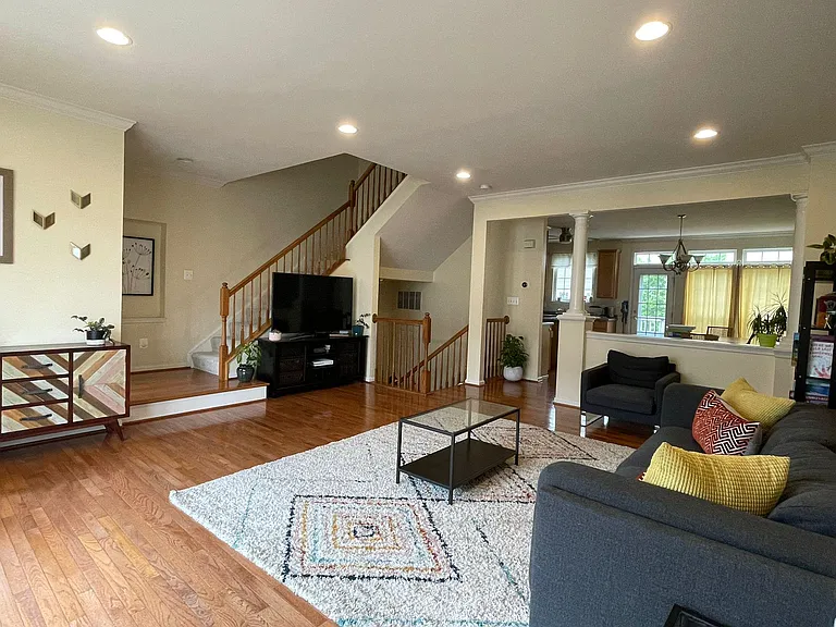 25417 Elm Ter — Photo 13