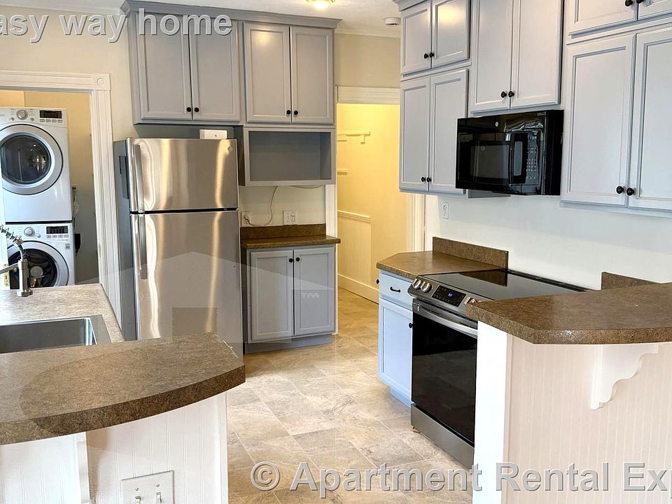 1st image of 9 Ashland St