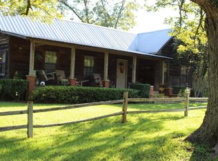 3175 Davis Rd, Fort Deposit, AL 36032