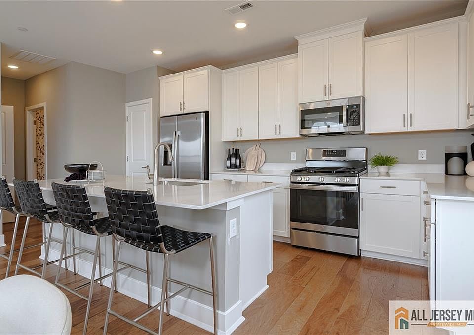 1st image of 232 Cora Bergen Blvd