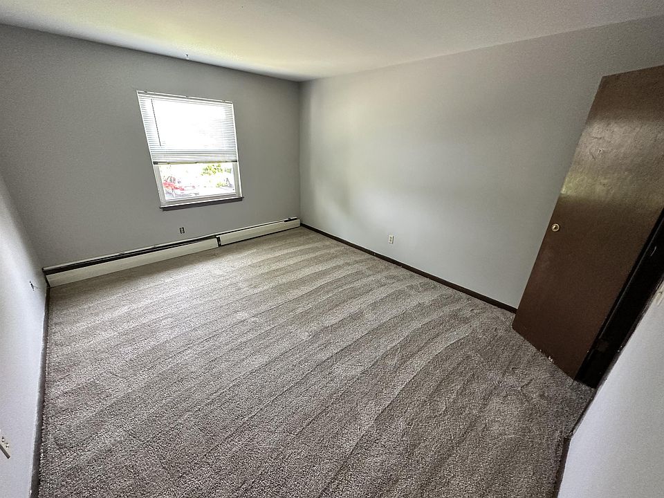 2nd image of 2609 Pheasant Ridge Trl #7