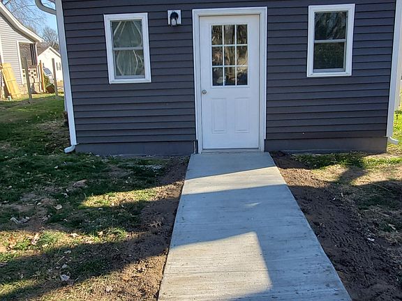 Back entrance small porch