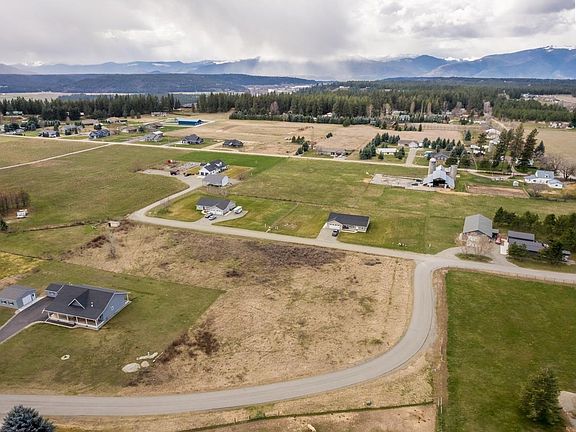 5th image of 4 E Mountain View Rd