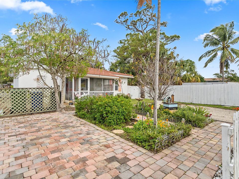 1st image of 229 SW 20th Street