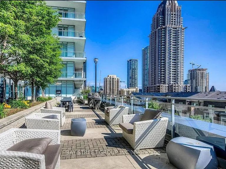 365 Prince Of Wales Dr #1108 — Photo 34