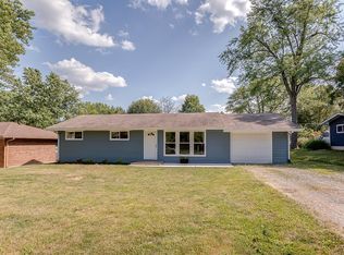 1108 Lela Dr, New Athens, IL 62264