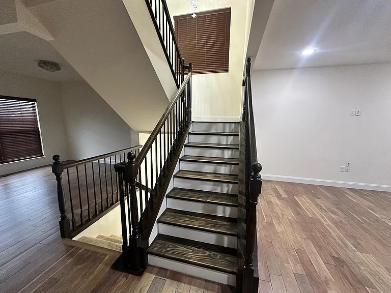 330 Wilhelmine Ct — Photo 28