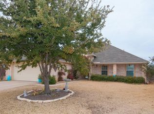 222 Country Meadow Ct, Mansfield, TX 76063