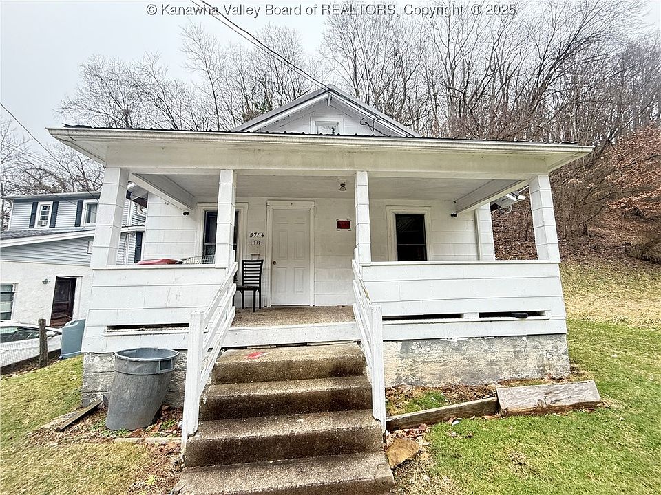 2nd image of 5714 Victory Ave