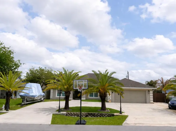 3149 SW Crenshaw Street, Port St Lucie, FL 34953