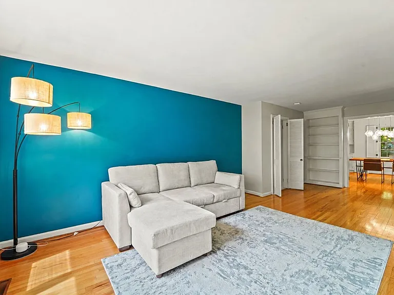 102 Corson Pl — Photo 23