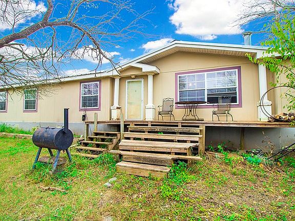 3rd image of 559 Texas Oak Dr