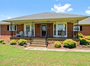 121 Holloway Rd NW, Adairsville, GA 30103