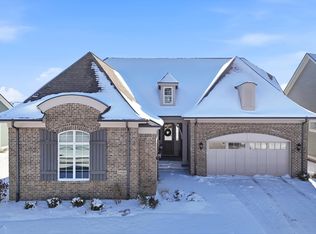 15606 Woodford Dr, Westfield, IN 46074