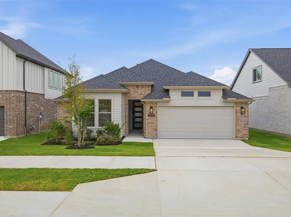 6709 Serenity Dr, Fort Worth, TX 76135