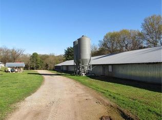 9426 Wpa Rd, Gentry, AR 72734