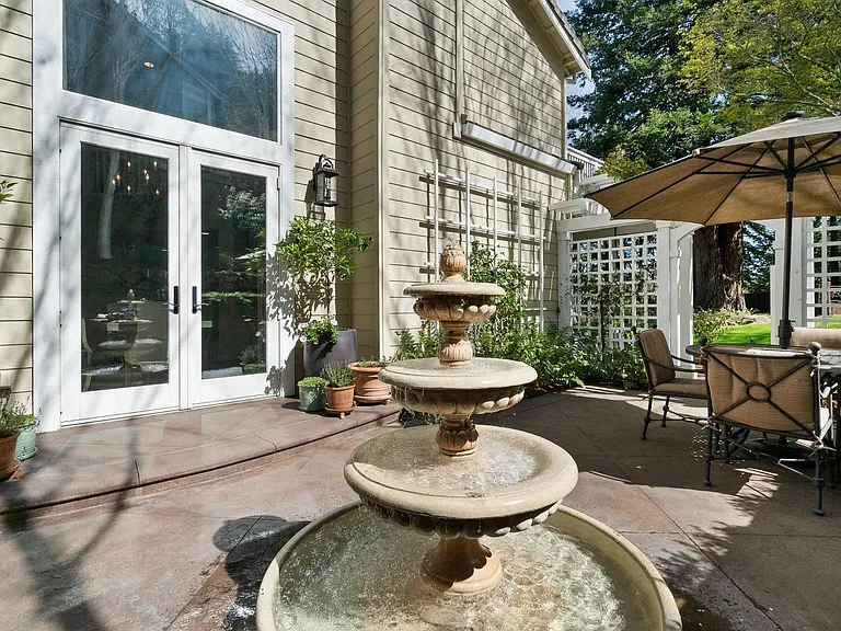 448 Silverwood Dr — Photo 15