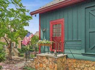 15 Murray Hill Sq, New Providence, NJ 07974
