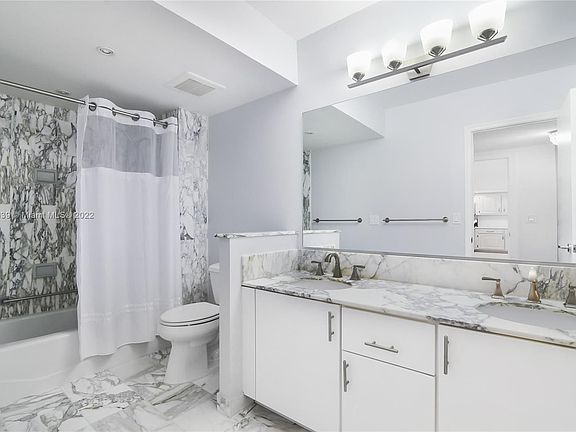 4th image of 9801 Collins Ave APT 15N