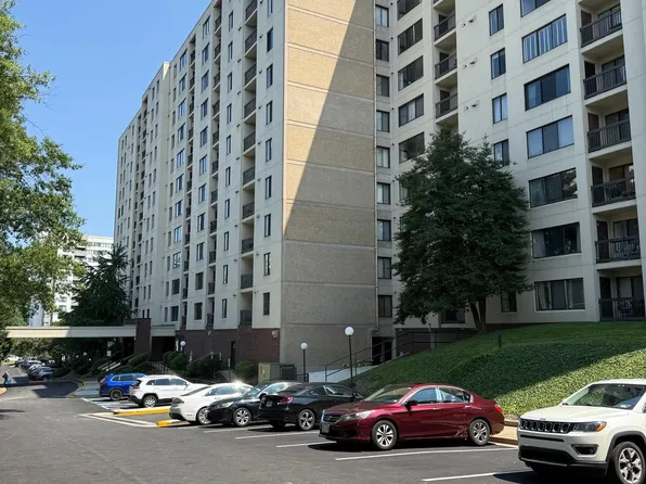 6300 Stevenson Ave APT 419, Alexandria, VA 22304