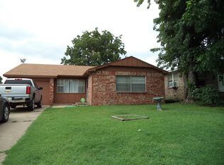 205 W 3rd Ave, Bristow, OK 74010