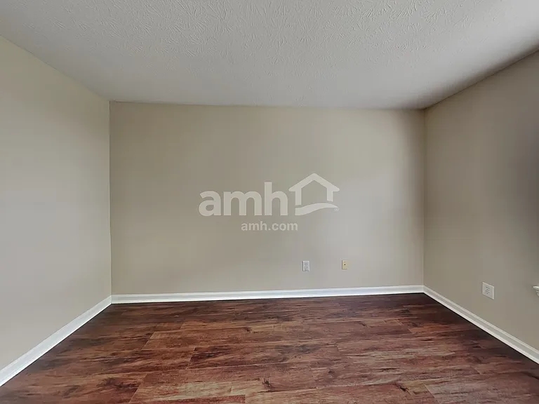 13943 Wakefield Pl — Photo 9