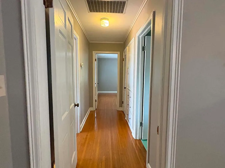 2421 S Boston Ave — Photo 11