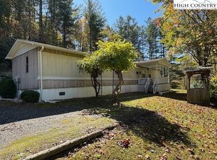 4704 Old Field Creek Rd, Grassy Creek, NC 28631