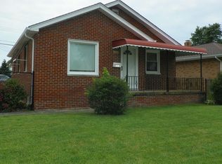 2903 Commonwealth Dr, Parma, OH 44134