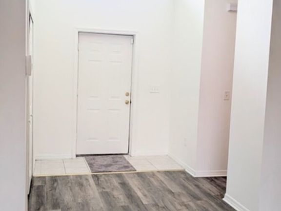 2nd image of 19 Buttonwell Ln