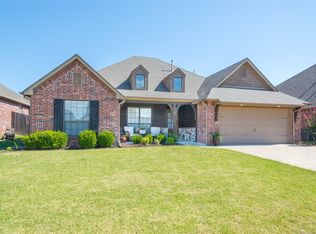3713 W 110th St S, Jenks, OK 74037