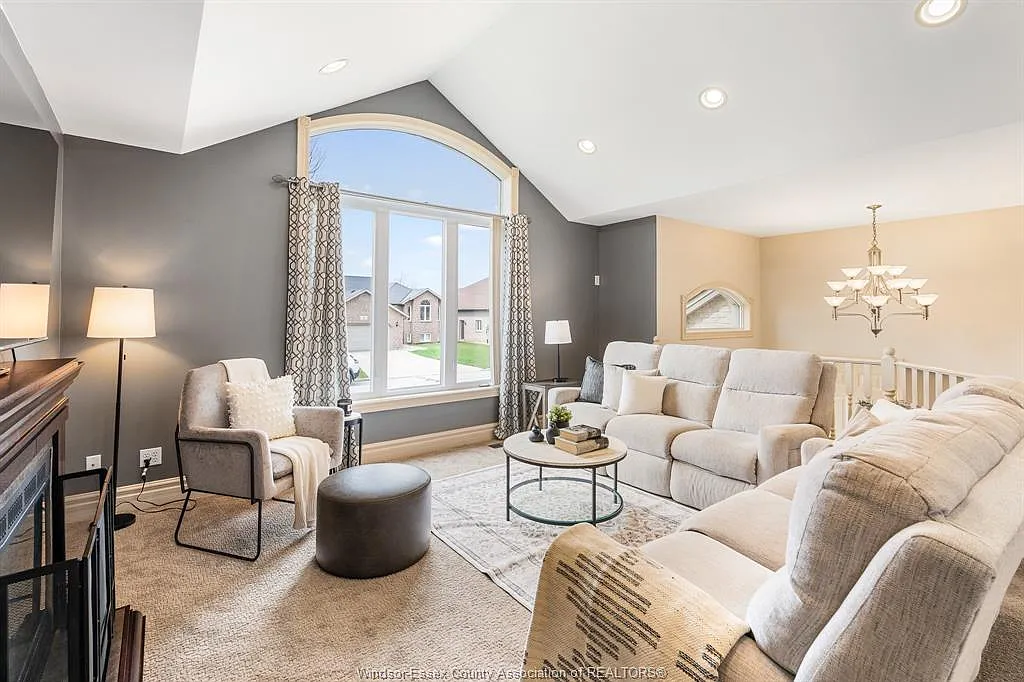 4 bed, $3,500 — Photo 4