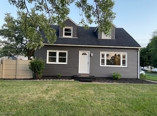 182 W Warner Rd, Akron, OH 44319