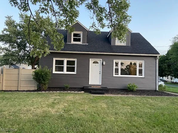 182 W Warner Rd, Akron, OH 44319