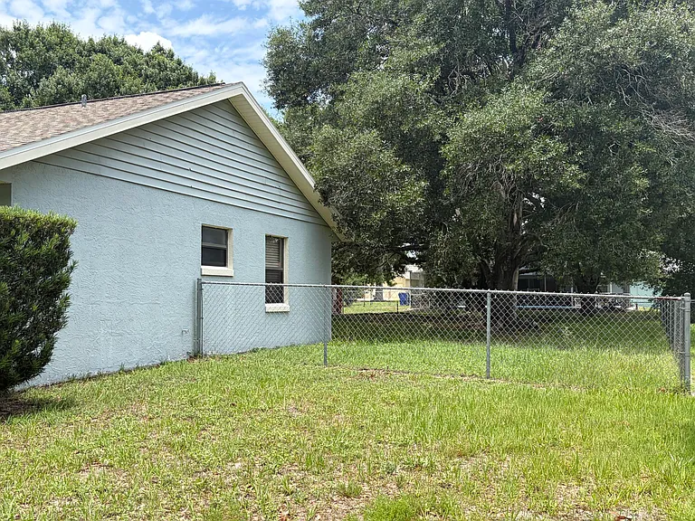 4612 Boabadilla Ave — Photo 18