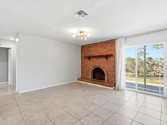 5th image of 1265 Southwestern Dr