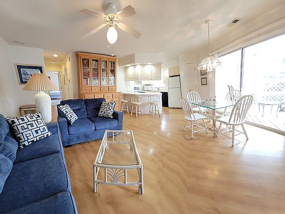 Open Concept Laminate Floors