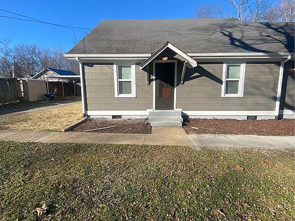 2nd image of 2509A Central Blvd