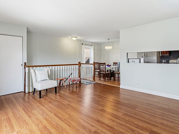 5th image of 7744 W Kenton Ct Unit 7744