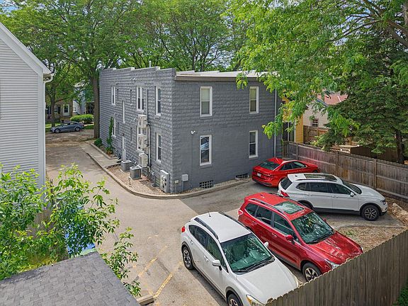 5th image of 2436 S Wentworth Ave